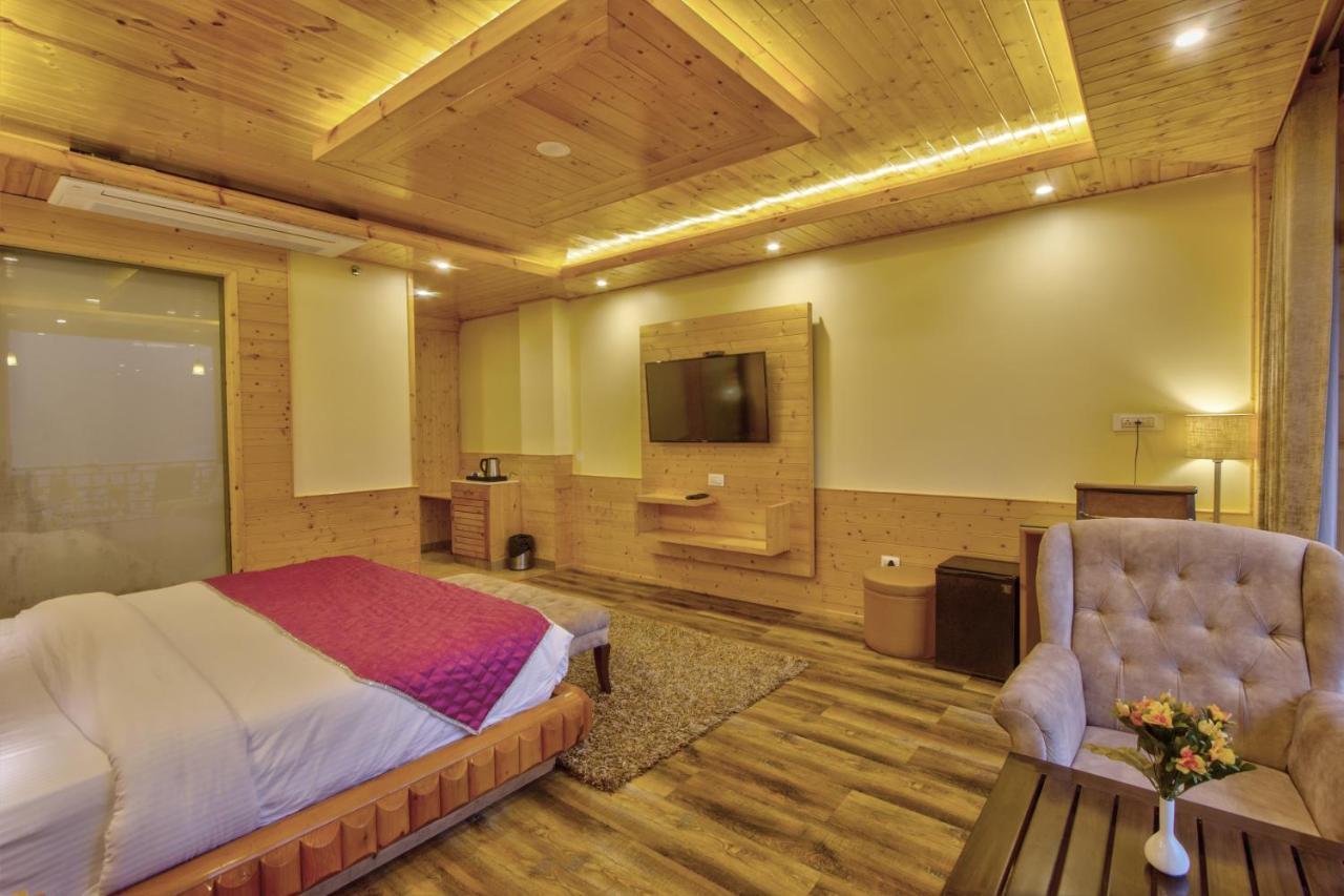 The Holiday Villa Resorts & Spa มะนาลี ภายนอก รูปภาพ